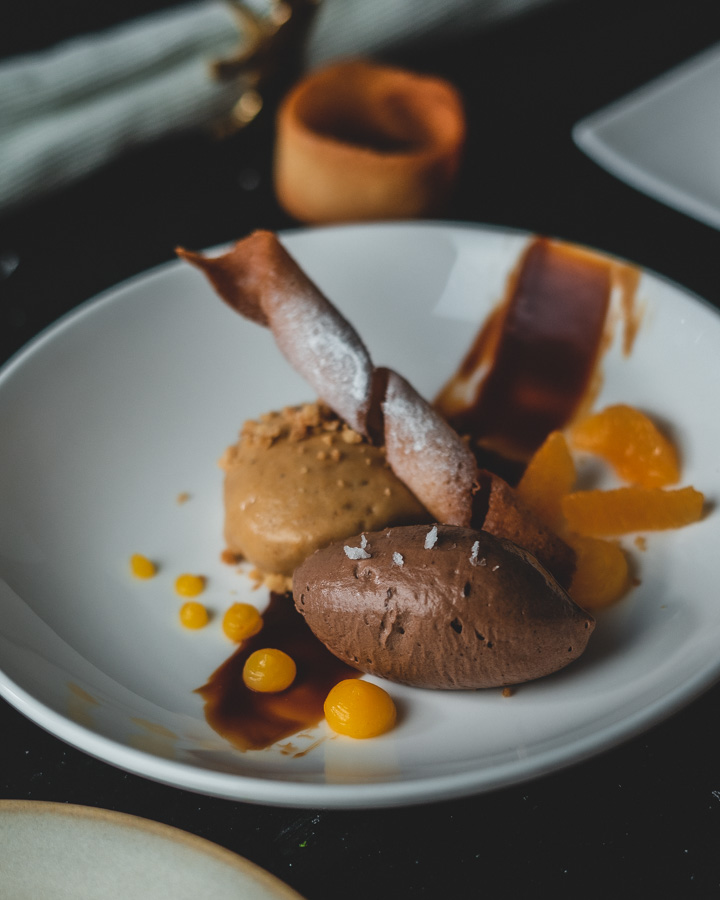 Peanut butter choclate dessert